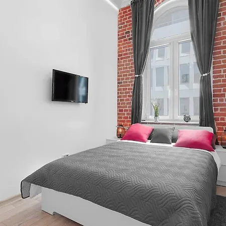 Roulette Apartment *